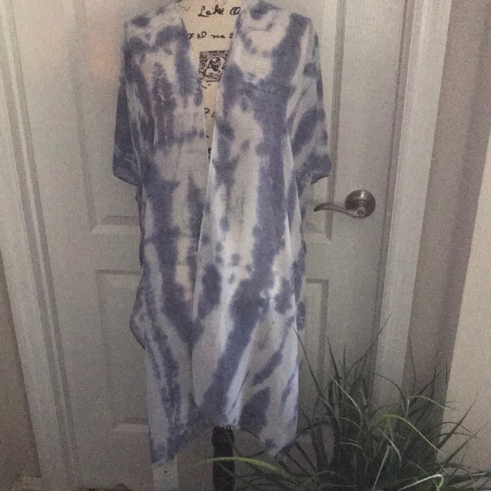 Blue Tie-Dye Kimono Cardigan. NWT